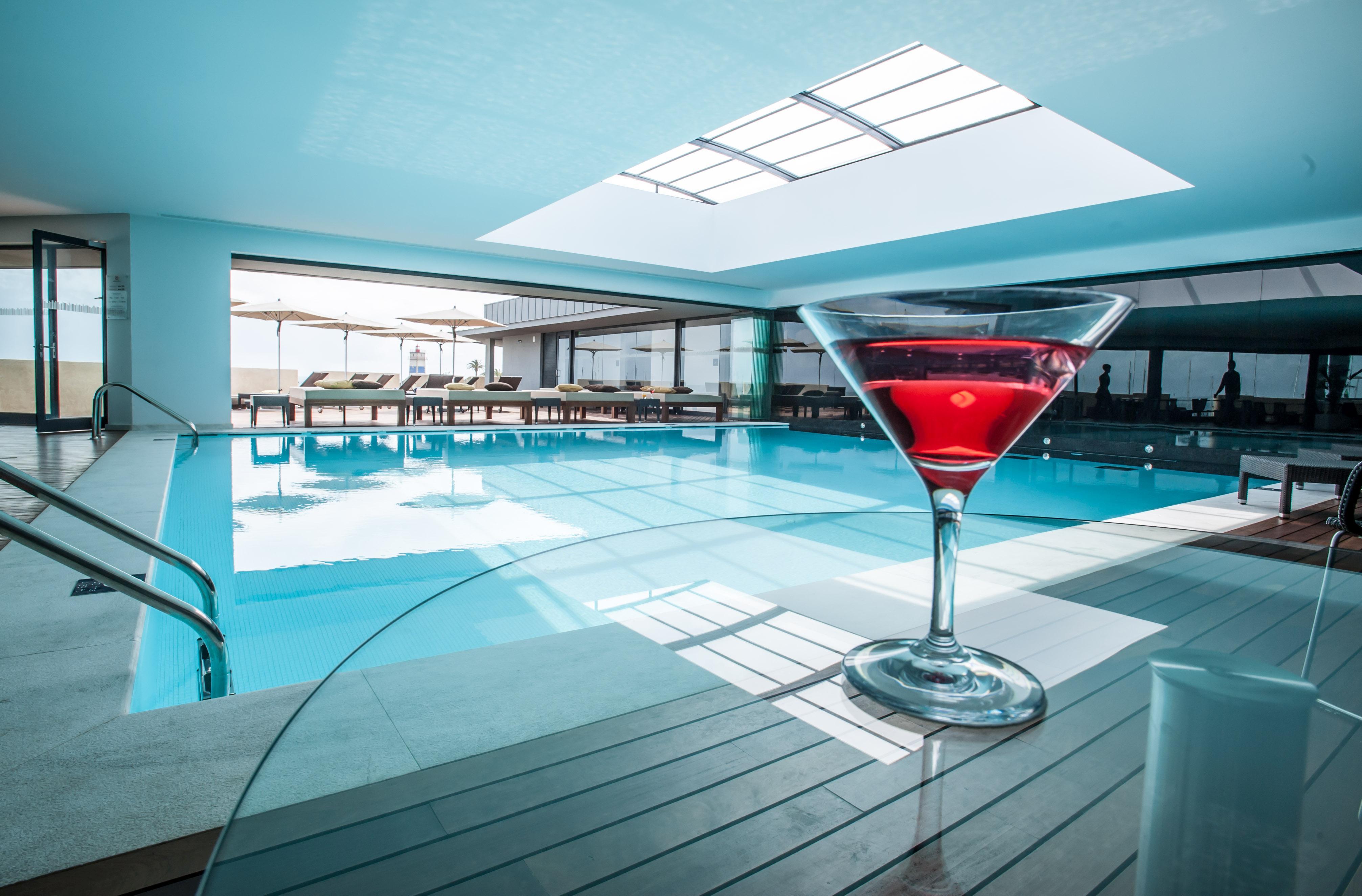 Pestana Cidadela Cascais - Pousada & Art District Luaran gambar The pool at the hotel