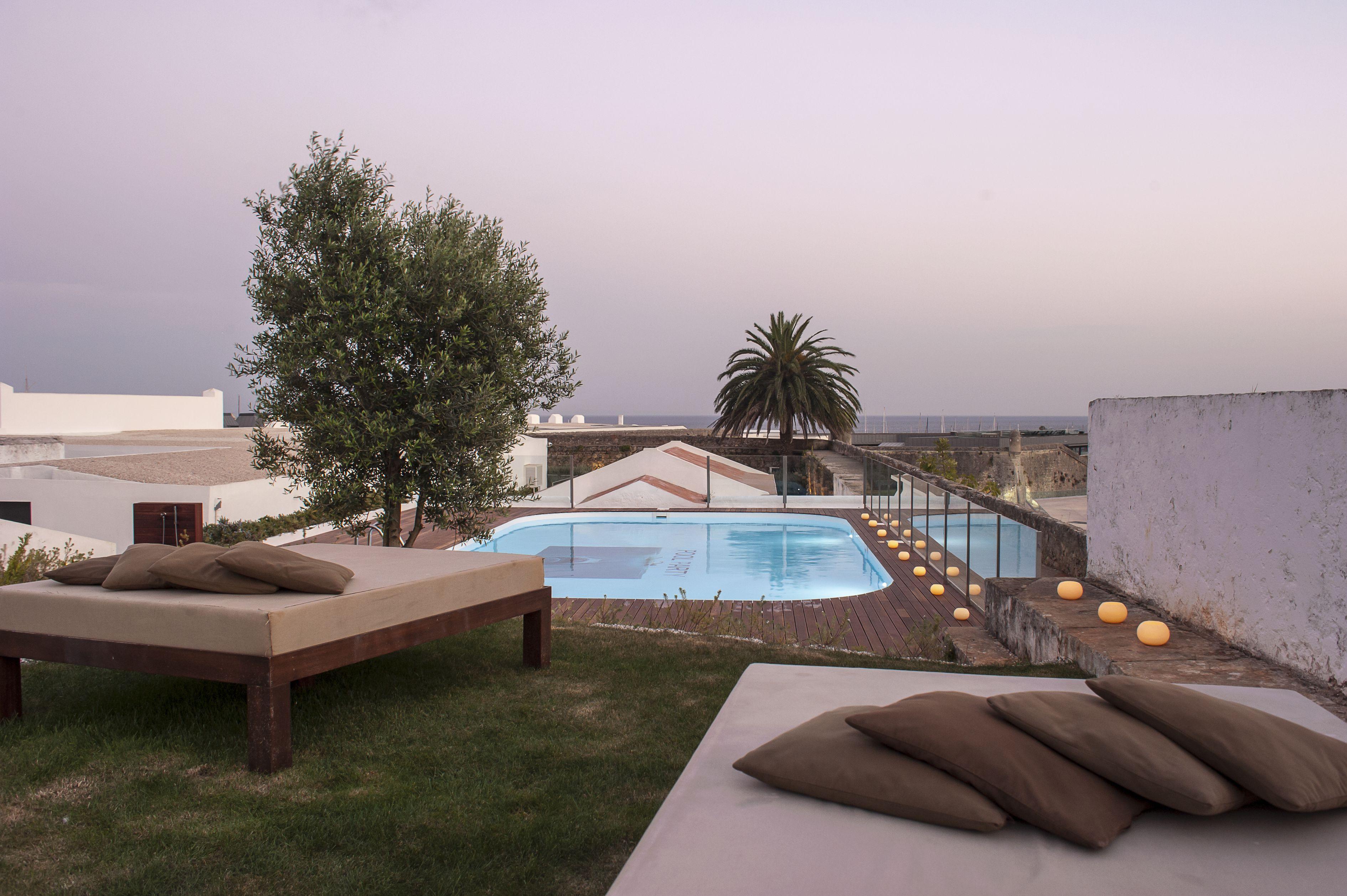 Pestana Cidadela Cascais - Pousada & Art District Luaran gambar The hotel's rooftop pool