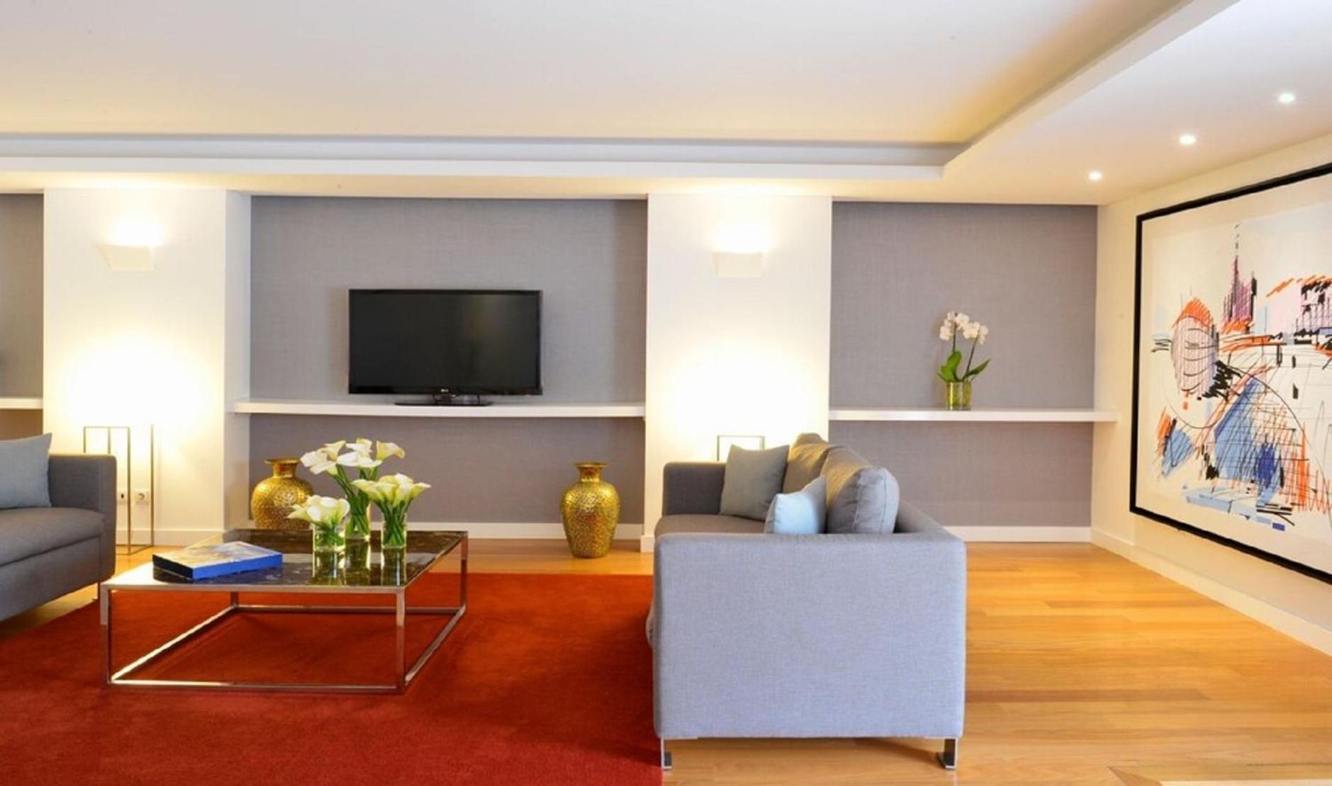 Pestana Cidadela Cascais - Pousada & Art District Luaran gambar A living room at the Mandarin Oriental, Munich