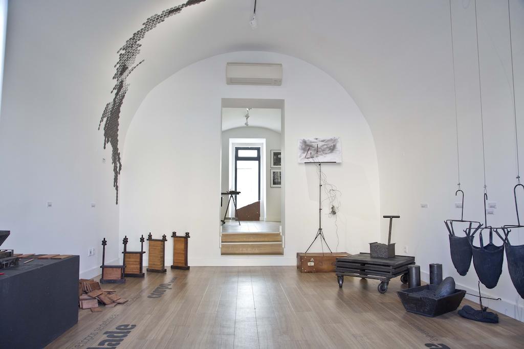 Pestana Cidadela Cascais - Pousada & Art District Luaran gambar The interior of the museum